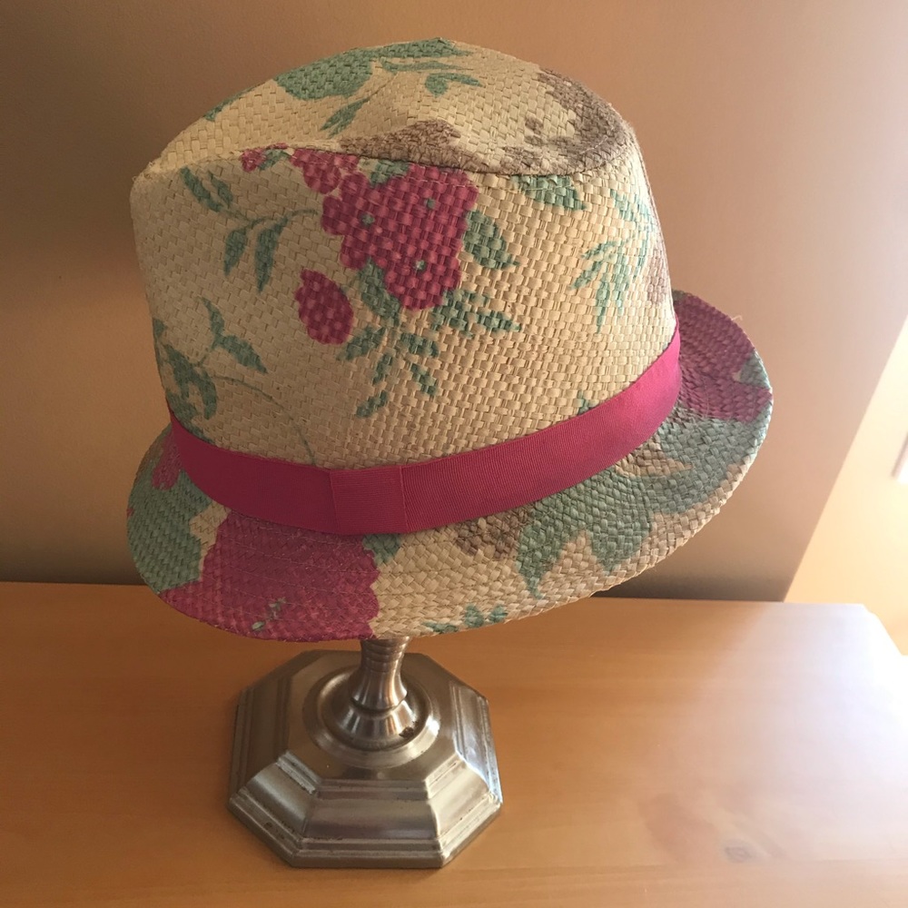 Flower patterned fedora